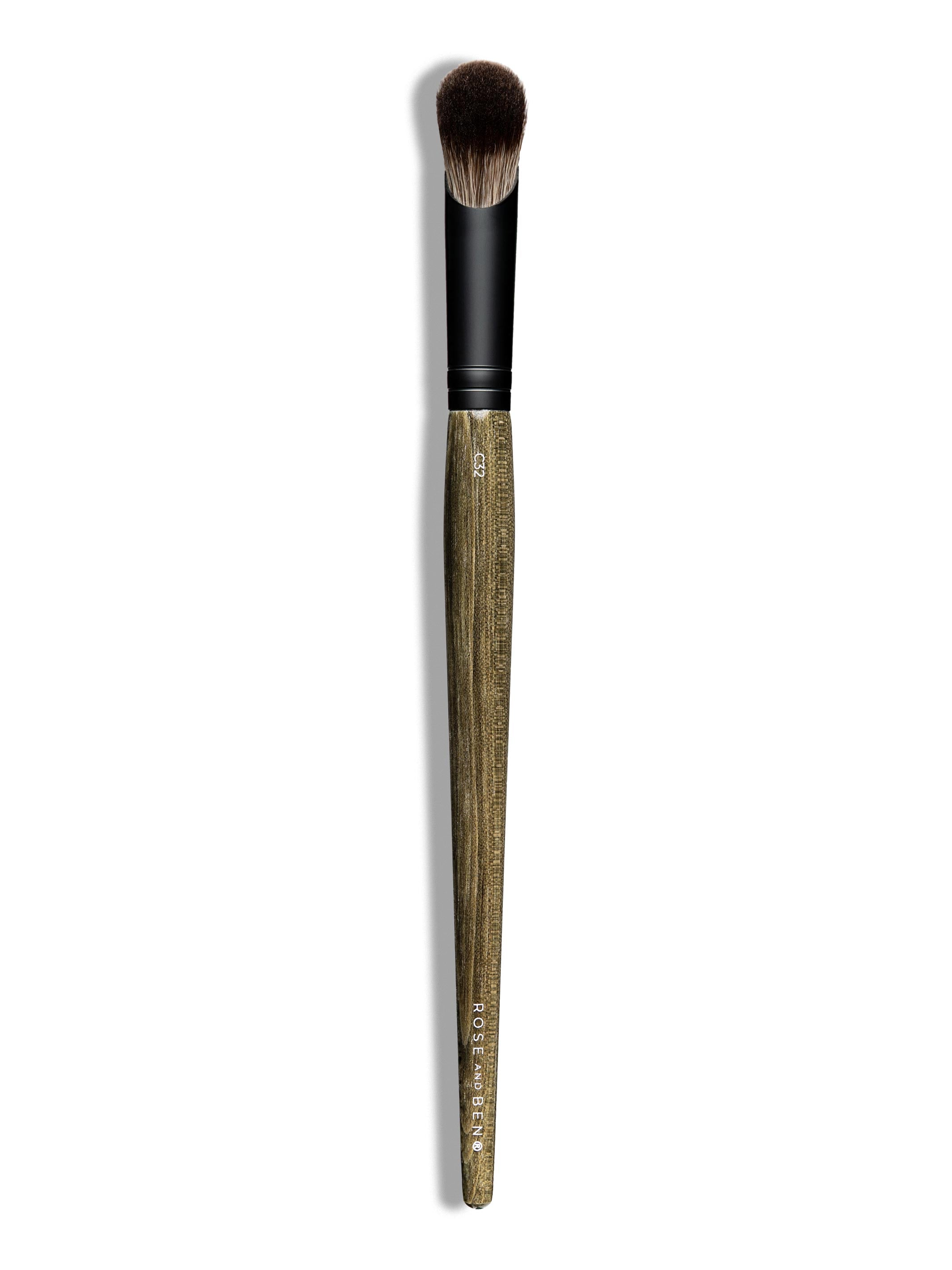 C32 Precision Complexion Brush