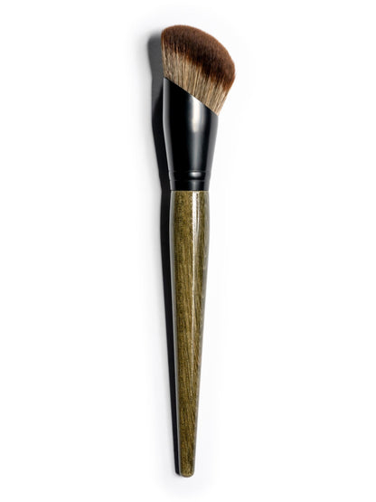 C42 Foundation Brush