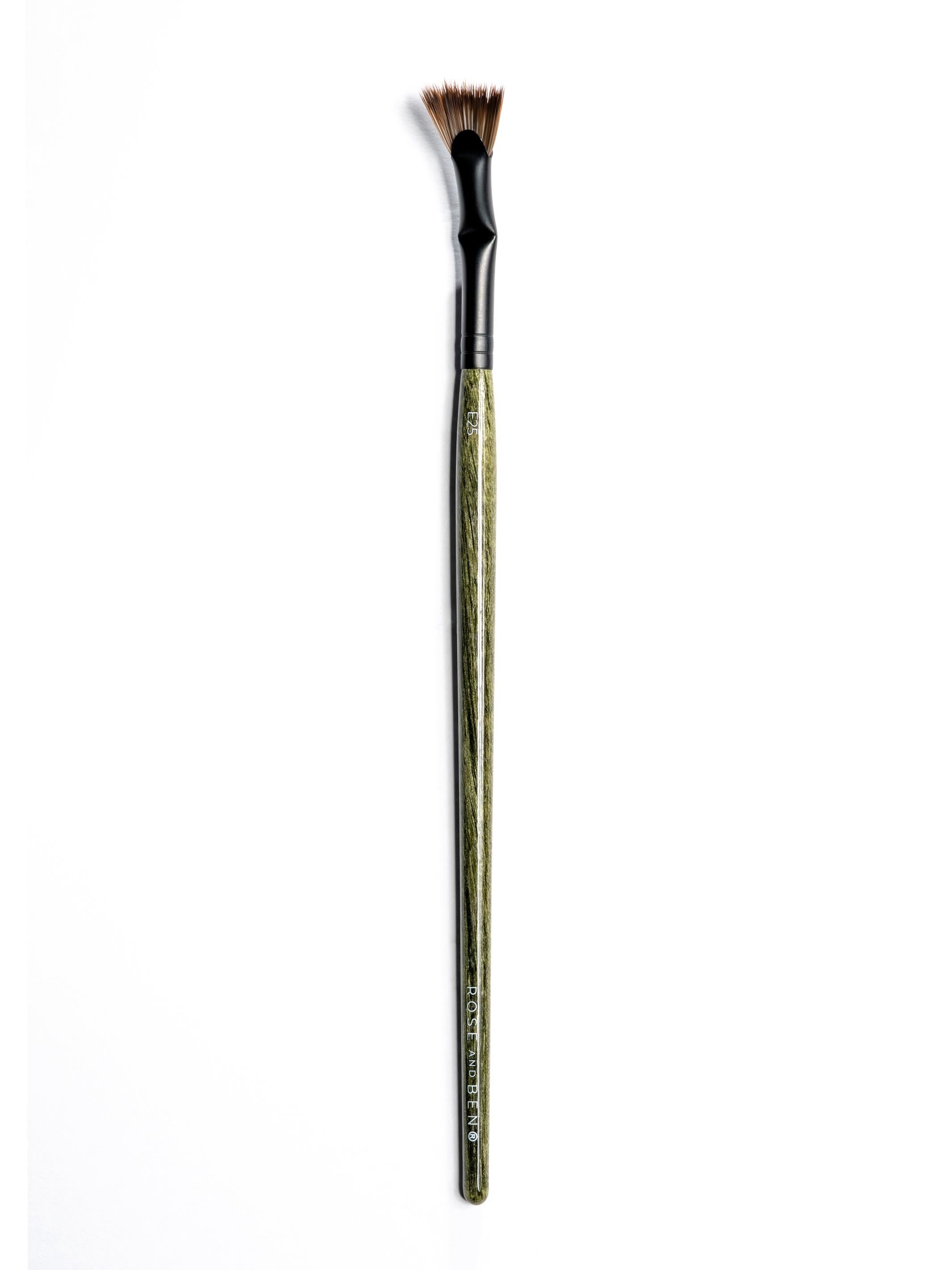 E25 Angled Lash Brush